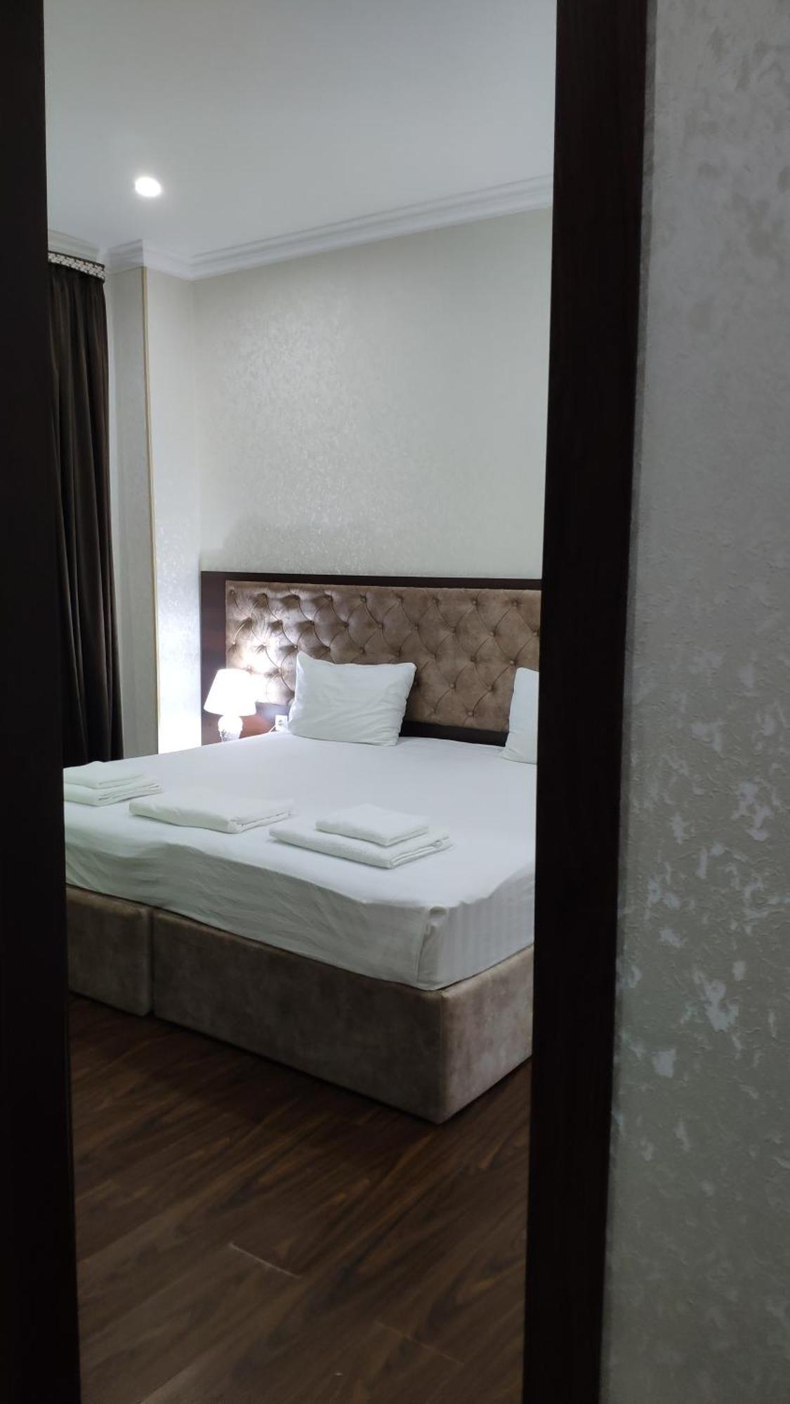 Grand Turon Plaza Hotel Tashkent Exterior photo