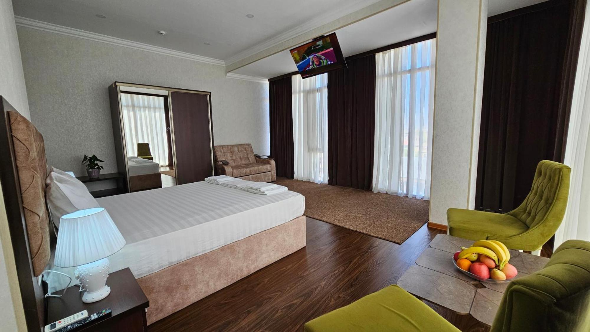 Grand Turon Plaza Hotel Tashkent Exterior photo